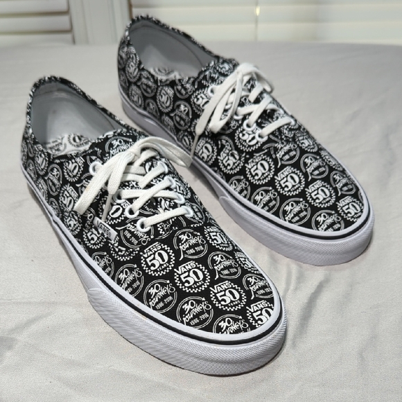 Vans Black and White 50 Years/30 Years  Journeys Pattern Sneakers - Picture 1 of 16